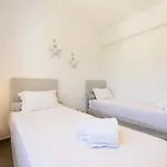 Vila Helen Front Luxury