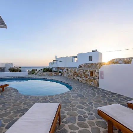 Villa Helen Front Luxury *