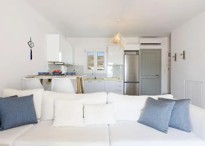 Helen Front Luxury Kastrákion