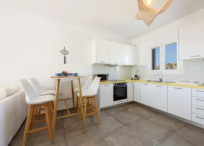 Helen Front Luxury ヴィラ Kastrákion