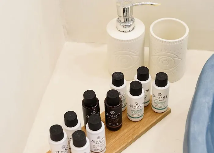 Helen Front Luxury Kastrákion